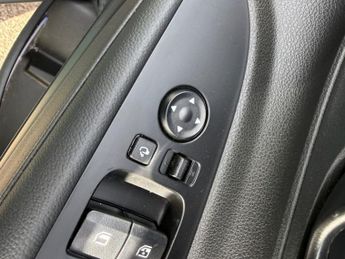 HYUNDAI BAYON 1.0 T-GDi Advance SUV 5dr Petrol DCT Euro 6 (s/s) (100 ps)