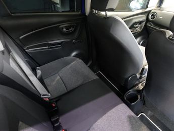 TOYOTA YARIS 1.5 VVT-h Y20 Bi-tone Hatchback 5dr Petrol Hybrid E-CVT Euro 6 (