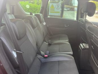 RENAULT GRAND SCENIC 1.5 dCi Dynamique TomTom MPV 5dr Diesel EDC Euro 5 (110 ps)