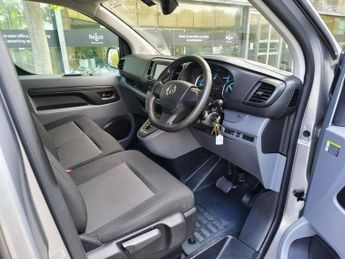 VAUXHALL Vivaro Electric 3100 75kWh Dynamic Panel Van 6dr Electric Auto L2 H1 (7.4kW Char