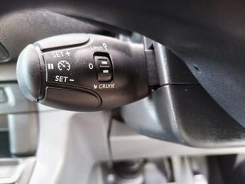 VAUXHALL Vivaro Electric 3100 75kWh Dynamic Panel Van 6dr Electric Auto L2 H1 (7.4kW Char