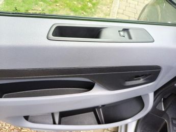 VAUXHALL Vivaro Electric 3100 75kWh Dynamic Panel Van 6dr Electric Auto L2 H1 (7.4kW Char