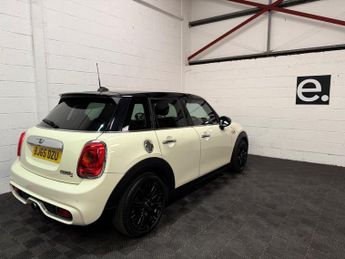 MINI HATCH 2.0 Cooper S Hatchback 5dr Petrol Manual Euro 6 (s/s) (192 ps)