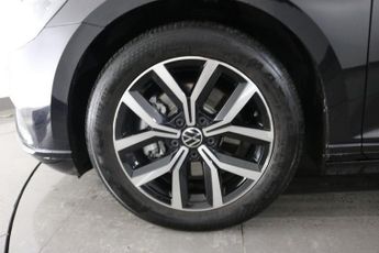VOLKSWAGEN PASSAT 2.0 TDI EVO SEL Estate 5dr Diesel DSG Euro 6 (s/s) (150 ps)