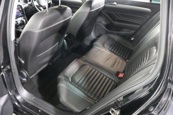 VOLKSWAGEN PASSAT 2.0 TDI EVO SEL Estate 5dr Diesel DSG Euro 6 (s/s) (150 ps)