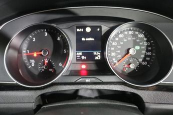 VOLKSWAGEN PASSAT 2.0 TDI EVO SEL Estate 5dr Diesel DSG Euro 6 (s/s) (150 ps)