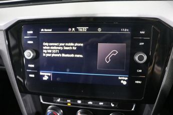 VOLKSWAGEN PASSAT 2.0 TDI EVO SEL Estate 5dr Diesel DSG Euro 6 (s/s) (150 ps)