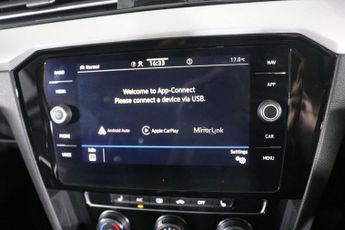 VOLKSWAGEN PASSAT 2.0 TDI EVO SEL Estate 5dr Diesel DSG Euro 6 (s/s) (150 ps)