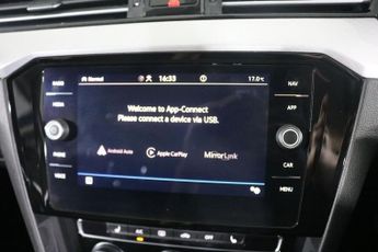 VOLKSWAGEN PASSAT 2.0 TDI EVO SEL Estate 5dr Diesel DSG Euro 6 (s/s) (150 ps)