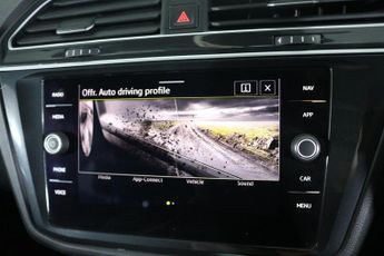 VOLKSWAGEN TIGUAN 2.0 TDI R-Line SUV 5dr Diesel DSG 4Motion Euro 6 (s/s) (200 ps)
