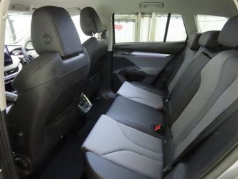SKODA ENYAQ IV iV 62kWh 60 SUV 5dr Electric Auto (DC120kW) (179 ps)