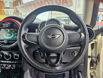 MINI HATCH AUTOMATIC 1.5 Cooper Hatchback 3dr Petrol Euro 6 (s/s) (136 ps)