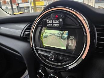 MINI HATCH AUTOMATIC 1.5 Cooper Hatchback 3dr Petrol Euro 6 (s/s) (136 ps)