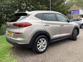HYUNDAI TUCSON 1.6 GDi SE Nav SUV 5dr Petrol Manual Euro 6 (s/s) (132 ps)