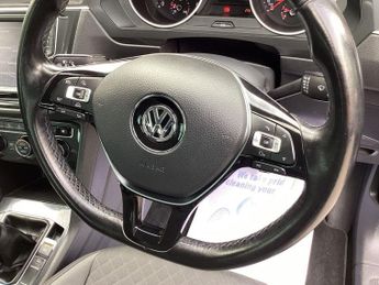 VOLKSWAGEN TIGUAN 1.4 TSI BlueMotion Tech SE Navigation SUV 5dr Petrol Manual Euro