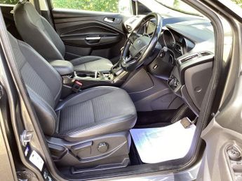 FORD KUGA 2.0 TDCi Titanium SUV 5dr Diesel Powershift AWD Euro 6 (s/s) (18