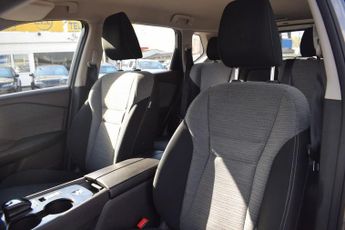 NISSAN X-TRAIL 1.5 h e-POWER Acenta Premium SUV 5dr Petrol Hybrid Auto Euro 6 (