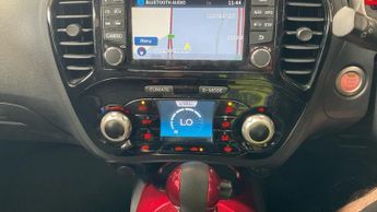 NISSAN JUKE 1.6 N-Connecta SUV 5dr Petrol XTRON Euro 6 | 2 KEYS | SAT NAV | 