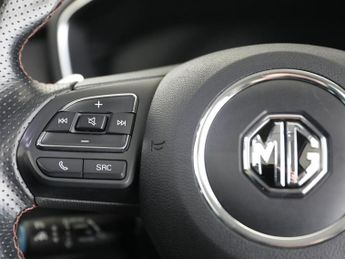 MG MG HS 1.5 T-GDI Exclusive SUV 5dr Petrol DCT Euro 6 (s/s) (162 ps)