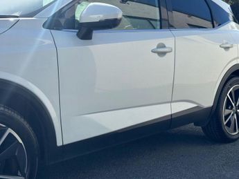 NISSAN QASHQAI 1.3 DIG-T MHEV Tekna SUV 5dr Petrol Hybrid XTRON Euro 6 (s/s) (1