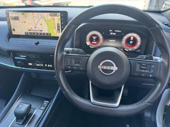NISSAN QASHQAI 1.3 DIG-T MHEV Tekna SUV 5dr Petrol Hybrid XTRON Euro 6 (s/s) (1