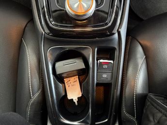 MG MG5 61.1kWh Exclusive Long Range Estate 5dr Electric Auto (156 ps)