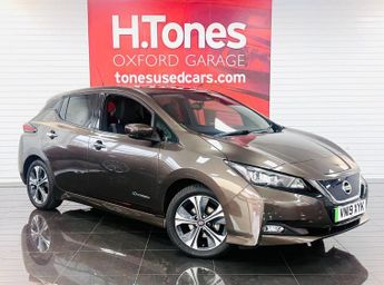 Nissan Leaf 40kWh Tekna Hatchback 5dr Electric Auto (150 ps)