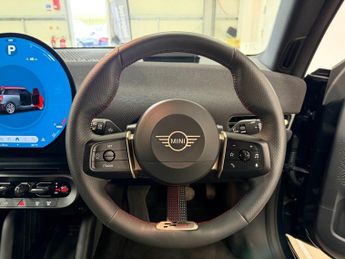 MINI ELECTRIC COOPER E 40.7kWh Sport Hatchback 3dr Electric Auto (184 ps)