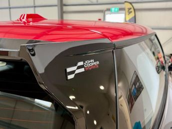 MINI ELECTRIC COOPER E 40.7kWh Sport Hatchback 3dr Electric Auto (184 ps)