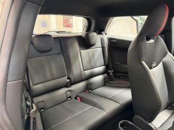 MINI ELECTRIC COOPER E 40.7kWh Sport Hatchback 3dr Electric Auto (184 ps)