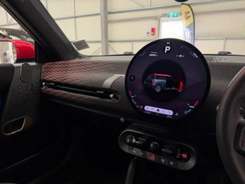 MINI ELECTRIC COOPER E 40.7kWh Sport Hatchback 3dr Electric Auto (184 ps)