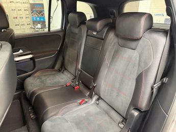 MERCEDES-BENZ GLB 1.3 GLB200 AMG Line (Premium) SUV 5dr Petrol 7G-DCT Euro 6 (s/s)