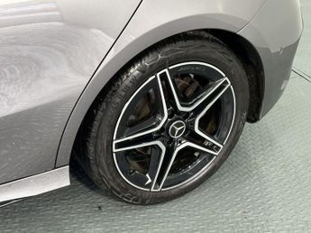 MERCEDES-BENZ A CLASS 1.3 A200 AMG Line Edition (Premium) Hatchback 5dr Petrol 7G-DCT 