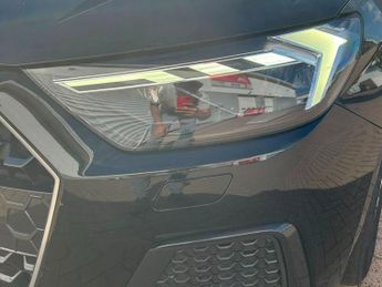 AUDI A1 1.0 TFSI 25 Sport Sportback 5dr Petrol S Tronic Euro 6 (s/s) (95