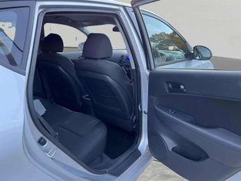 HYUNDAI I30 1.4 Comfort Hatchback 5dr Petrol Manual Euro 5 (108 bhp)