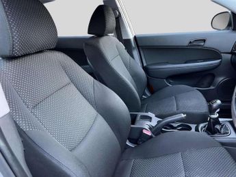 HYUNDAI I30 1.4 Comfort Hatchback 5dr Petrol Manual Euro 5 (108 bhp)