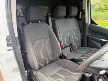 FORD TRANSIT CONNECT 1.5 TDCi 200 Trend Panel Van 5dr Diesel Manual L1 H1 (124 g/km, 