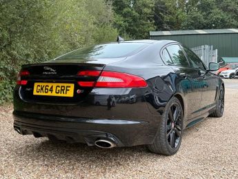 JAGUAR XF 3.0d S V6 Portfolio Saloon 4dr Diesel Auto Euro 5 (s/s) (275 ps)