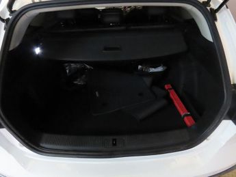 MG MG 5 61.1kWh Exclusive Long Range Estate 5dr Electric Auto (156 ps)