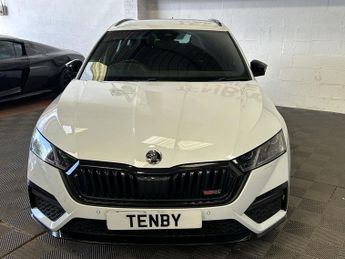 SKODA OCTAVIA 1.4 TSI iV 13kWh vRS Estate 5dr Petrol Plug-in Hybrid DSG Euro 6
