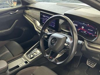 SKODA OCTAVIA 1.4 TSI iV 13kWh vRS Estate 5dr Petrol Plug-in Hybrid DSG Euro 6