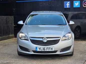 VAUXHALL INSIGNIA 1.6 CDTi Design Nav Sports Tourer 5dr Diesel Auto Euro 6 (136 ps