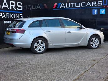 VAUXHALL INSIGNIA 1.6 CDTi Design Nav Sports Tourer 5dr Diesel Auto Euro 6 (136 ps
