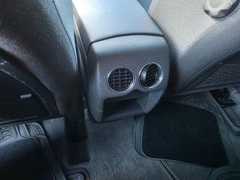 PEUGEOT 3008 1.6 HDi Allure SUV 5dr Diesel Manual Euro 5 (115 ps)
