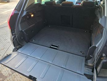 PEUGEOT 3008 1.6 HDi Allure SUV 5dr Diesel Manual Euro 5 (115 ps)