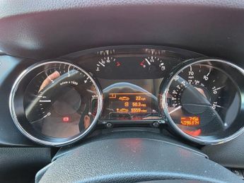 PEUGEOT 3008 1.6 HDi Allure SUV 5dr Diesel Manual Euro 5 (115 ps)