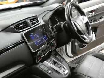 HONDA CR-V 2.0 h i-MMD SR SUV 5dr Petrol Hybrid eCVT 4WD Euro 6 (s/s) (184 