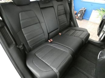 HONDA CR-V 2.0 h i-MMD SR SUV 5dr Petrol Hybrid eCVT 4WD Euro 6 (s/s) (184 