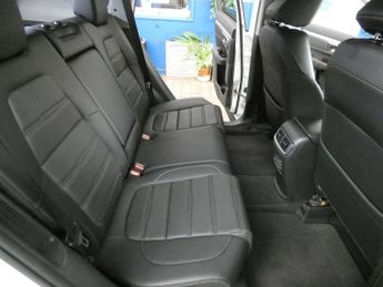 HONDA CR-V 2.0 h i-MMD SR SUV 5dr Petrol Hybrid eCVT 4WD Euro 6 (s/s) (184 