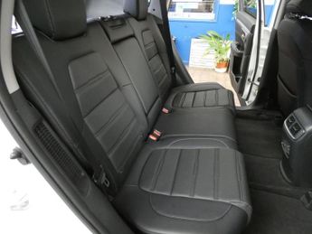 HONDA CR-V 2.0 h i-MMD SR SUV 5dr Petrol Hybrid eCVT 4WD Euro 6 (s/s) (184 